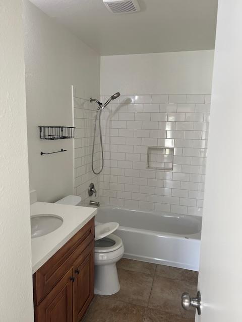 Building Photo - 4765 Mayten Ct