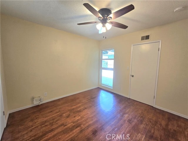 Building Photo - 938 S Fuchsia Ave