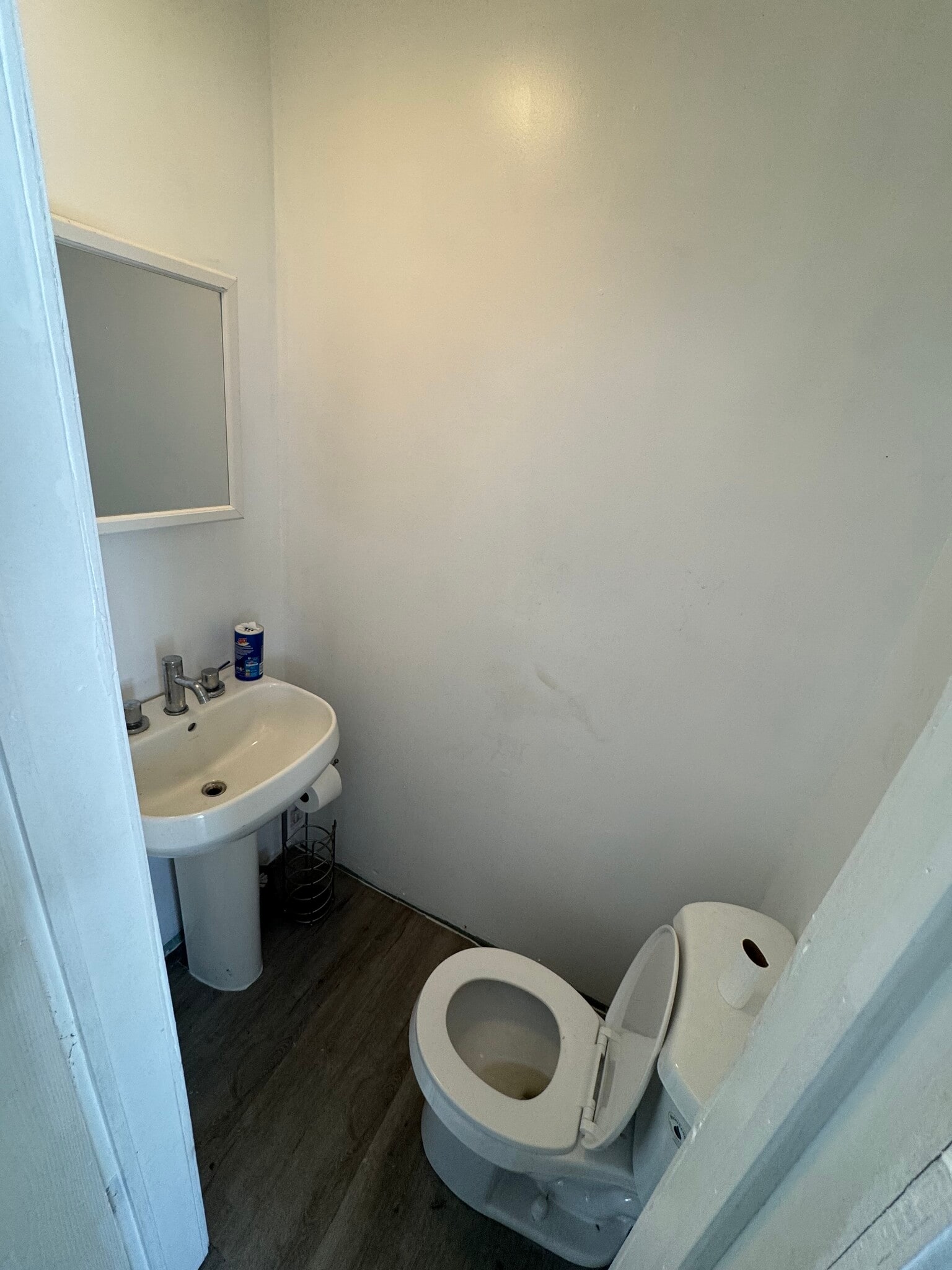 Building Photo - 42 Summit Ave