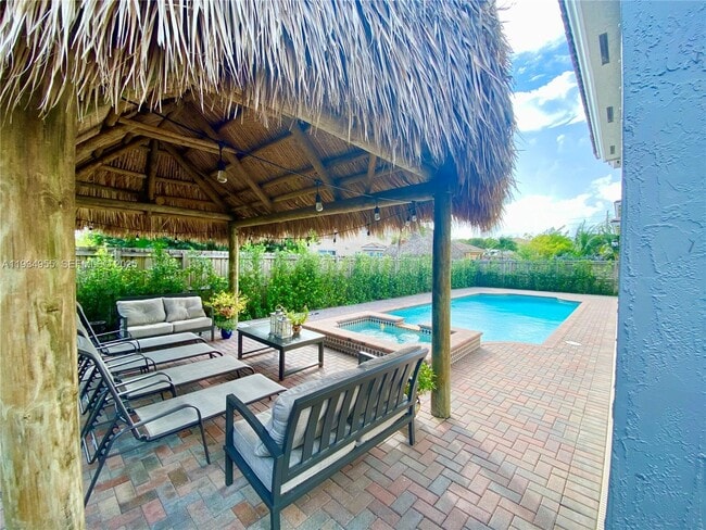 Building Photo - 2239 SE 19th Ave