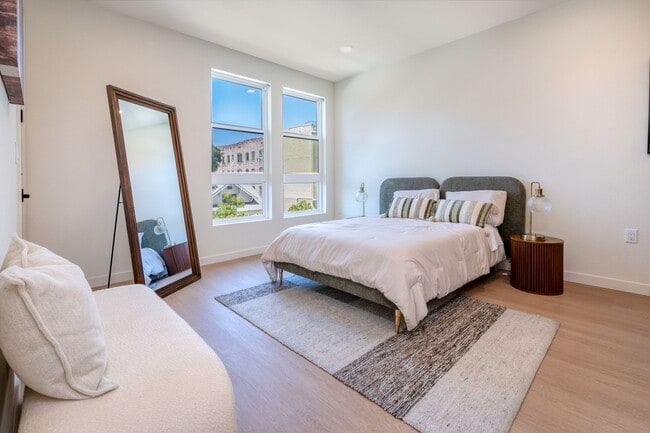 Building Photo - Welcome to the Gramercy
