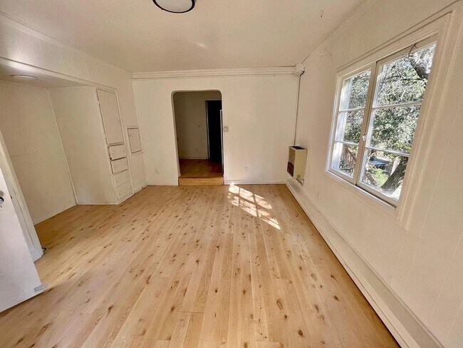 3rd bedroom - 6323 Valley View Rd