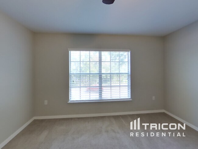 Building Photo - 6 Sweetgum Ct N