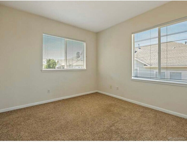 Building Photo - 11250 Florence St