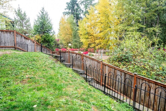 Building Photo - 4014 203rd St Ct E