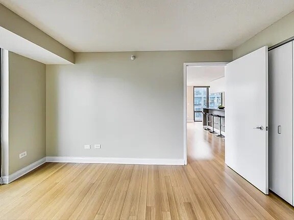 Building Photo - 2 E Erie St