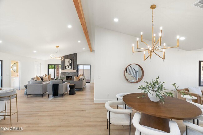 Building Photo - 1643 W Griswold Rd