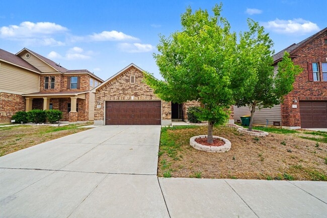 Building Photo - Stylish 3BR + Flex Home with Solar Near Randolph AFB - Realtor Commission: $500