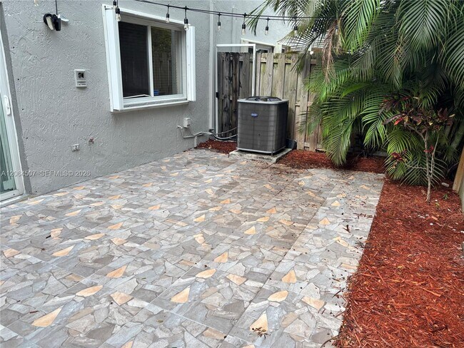 Building Photo - 11440 NW 50th Terrace