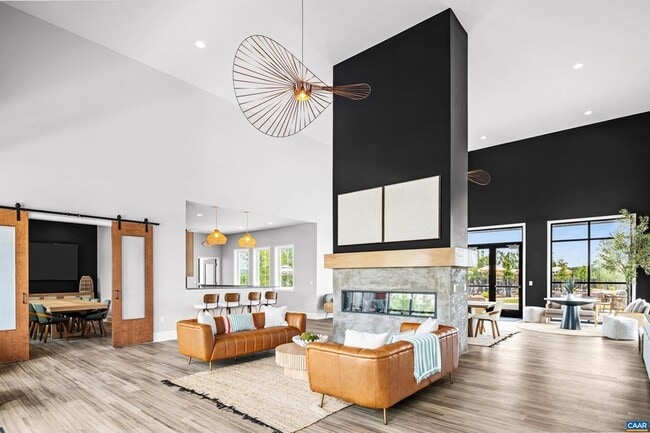 Building Photo - 92 Everglades Rd