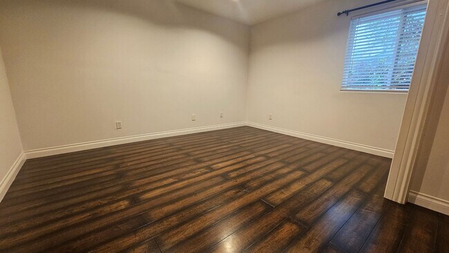 Building Photo - Exquisite 4 Bedroom + Office Single-Level Residence with Pool/BBQ in a Prime South-of-the-Bouleva...