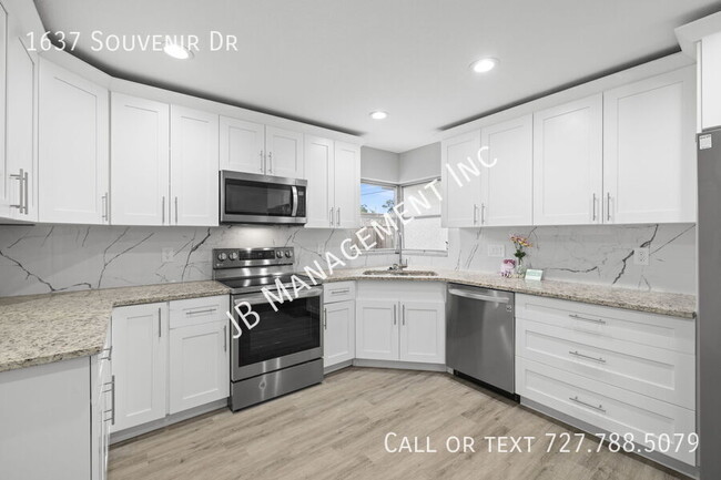 Building Photo - 1637 Souvenir Dr