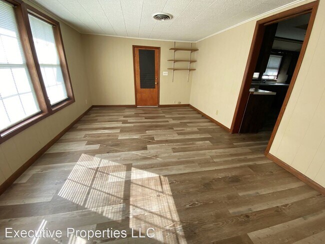 Building Photo - 2 br, 2 bath House - 315 West Lagrange Street