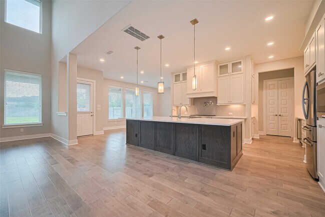 Building Photo - 1322 McMurtry Ridge Dr