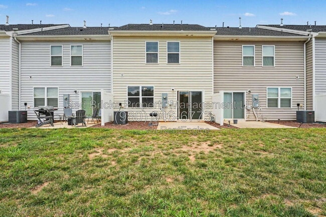 Building Photo - 8151 Sheffield Dr.