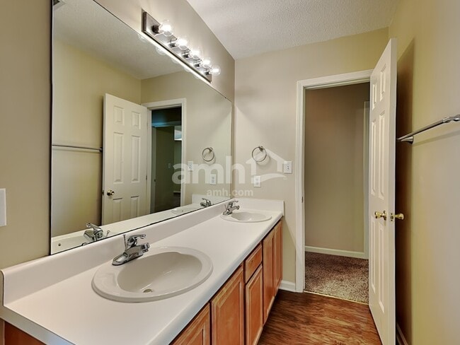 Building Photo - 4705 Camden Ridge Dr