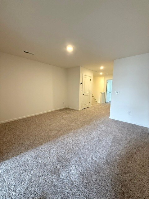 Building Photo - 2429 Brookville Dr