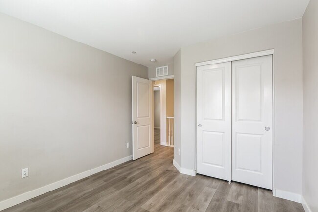 Building Photo - 7563 Bethel Cove Ct