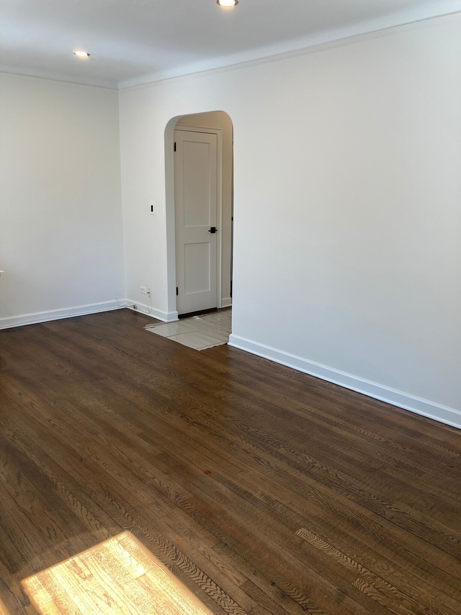 Building Photo - 100 Woodside Grn