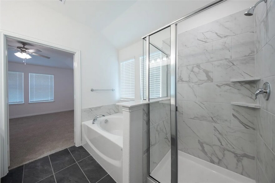 Building Photo - 1707 Blackbird Ln