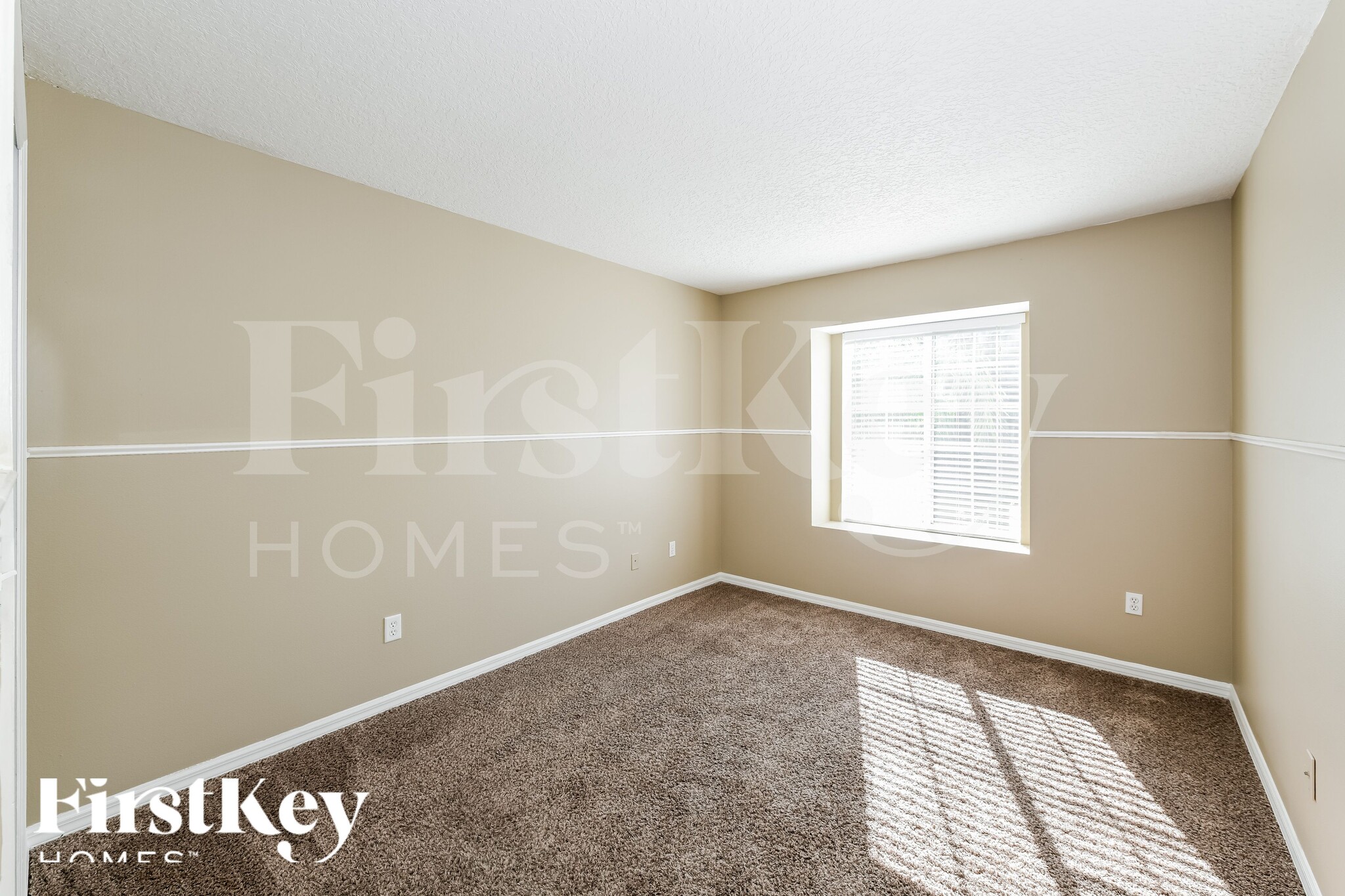 Building Photo - 2129 Stone Abbey Blvd