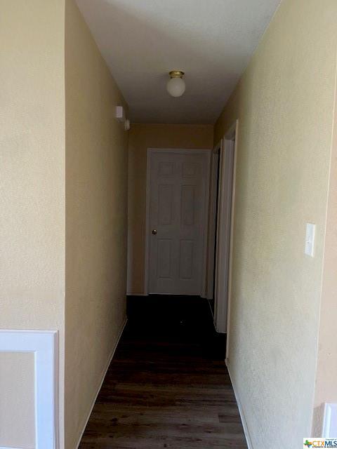 Building Photo - 1206 Fox Creek Dr