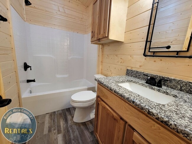 Building Photo - Beautiful 1-Bed Cabin In Trade, Tennessee