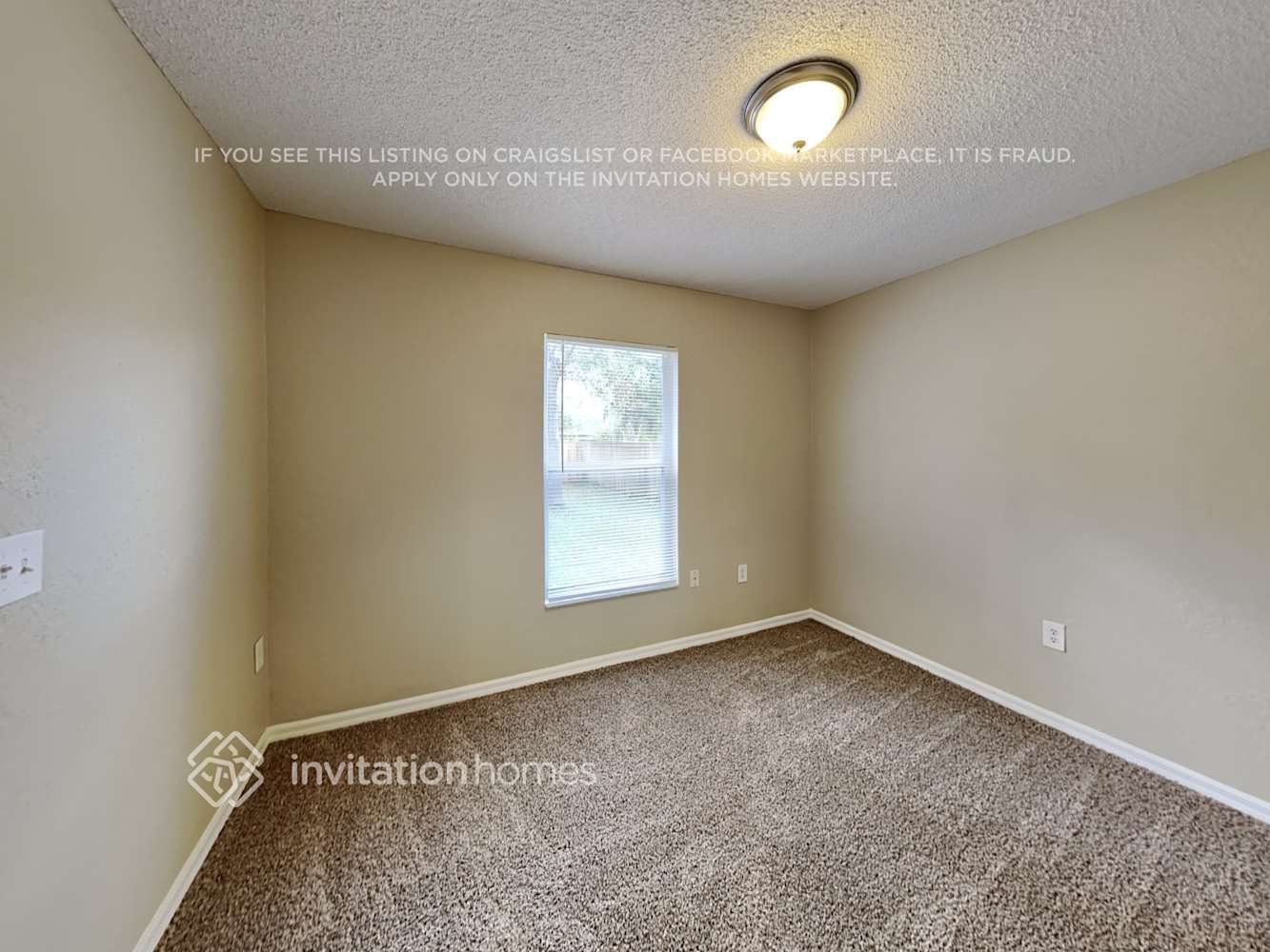 Building Photo - 3424 Diamond Terrace