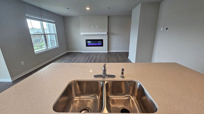 Building Photo - Brand New 3 Bedroom, 2.5 Bathroom Townhous...