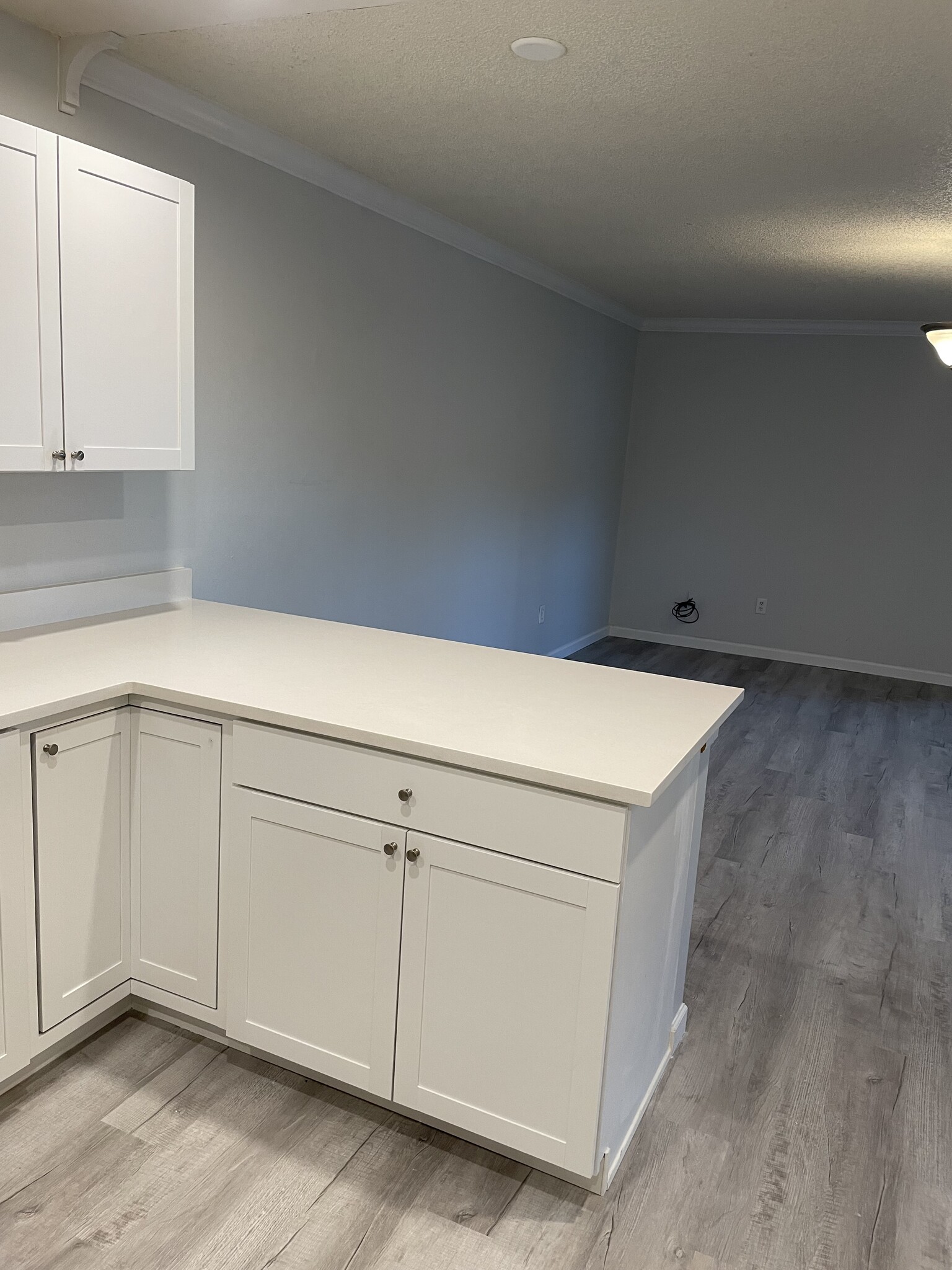 Building Photo - 67 Windtree Ln