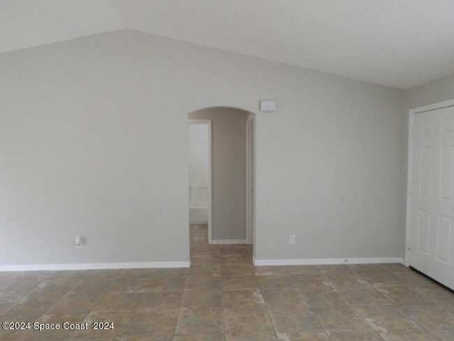 Building Photo - 3235 Forghun Ave SE