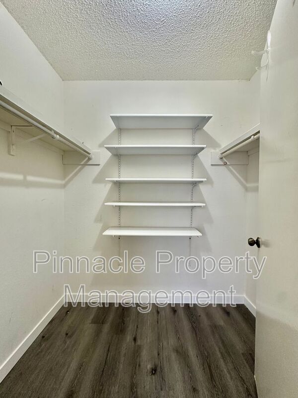 Building Photo - 3602 Gemini Dr