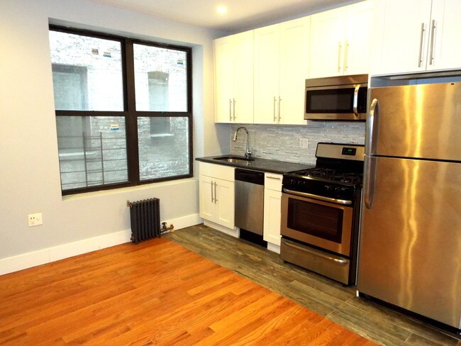 Building Photo - 235 W 146th St