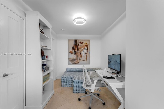 Building Photo - 430 Grand Bay Dr