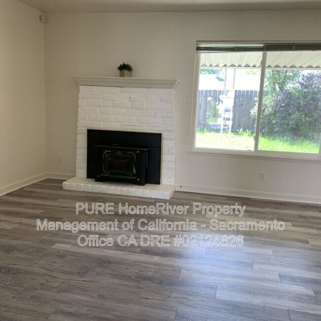 Building Photo - 5320 Andrea Blvd