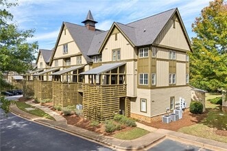 Building Photo - 650 Dekalb St