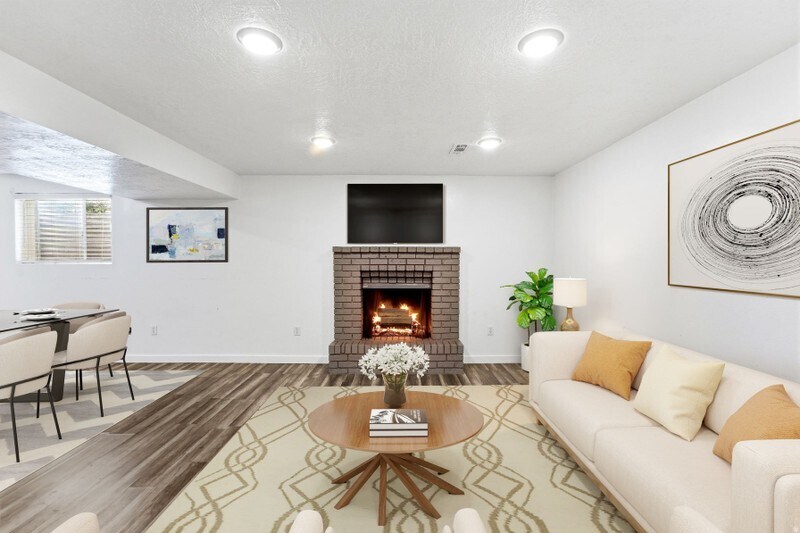 Building Photo - 1545 Merlin Way