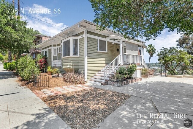 Building Photo - 708 N Avenue 66