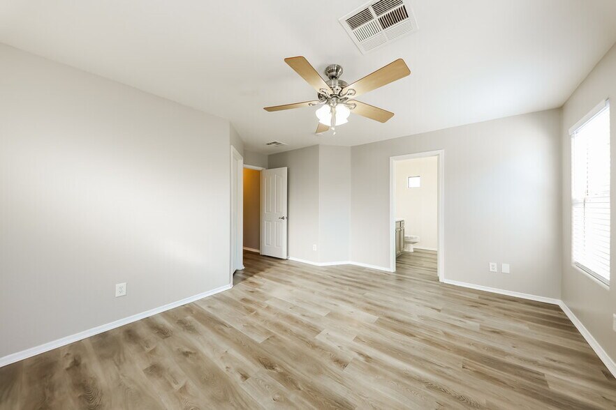 Building Photo - 2201 S 84th Ave