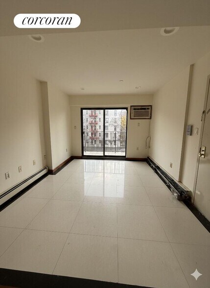 Building Photo - 163-10 89th Ave