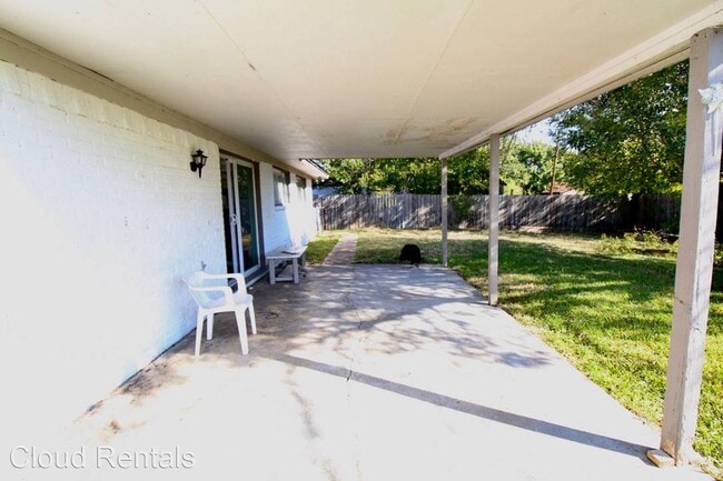 Building Photo - 3 br, 2 bath House - 1904 STARDUST ST
