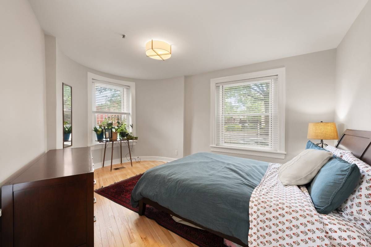 Building Photo - 150 Rhode Island Ave NW