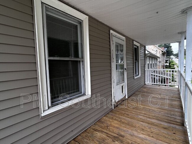 Building Photo - 54 Roath St