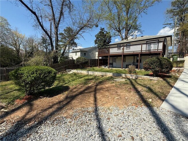 Building Photo - 1288 Northwest Dr NW