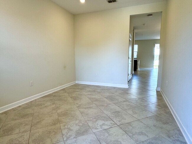 Building Photo - For Rent in ChampionsGate 3/2.5 Townhouse with Water View