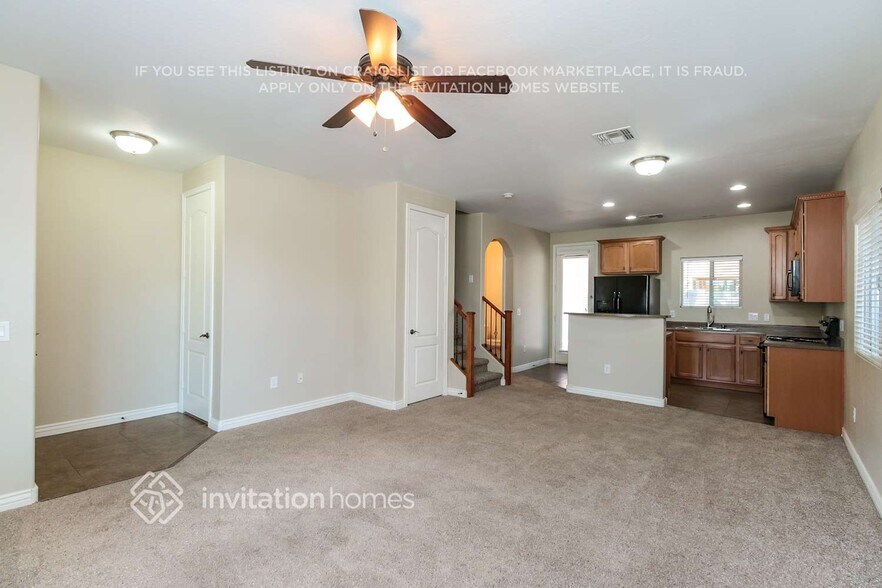 Building Photo - 229 S Trenton