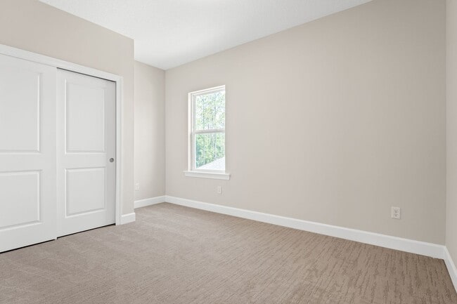 Building Photo - 489 Caiden Dr