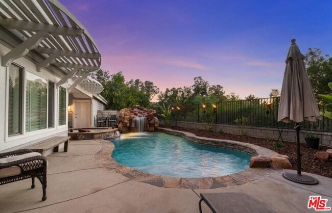 Building Photo - 26068 Charonne Ct