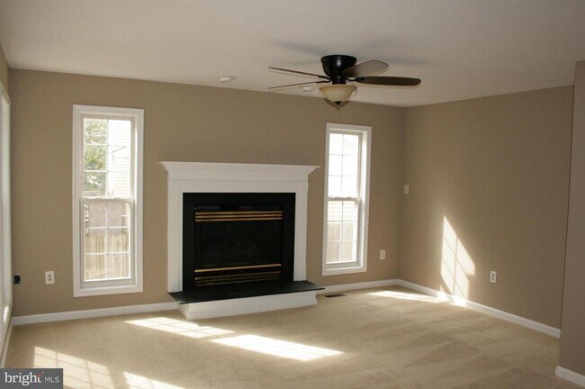 Building Photo - 96 Tanterra Dr