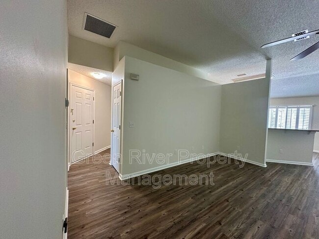 Building Photo - 412 La Reserve Cir